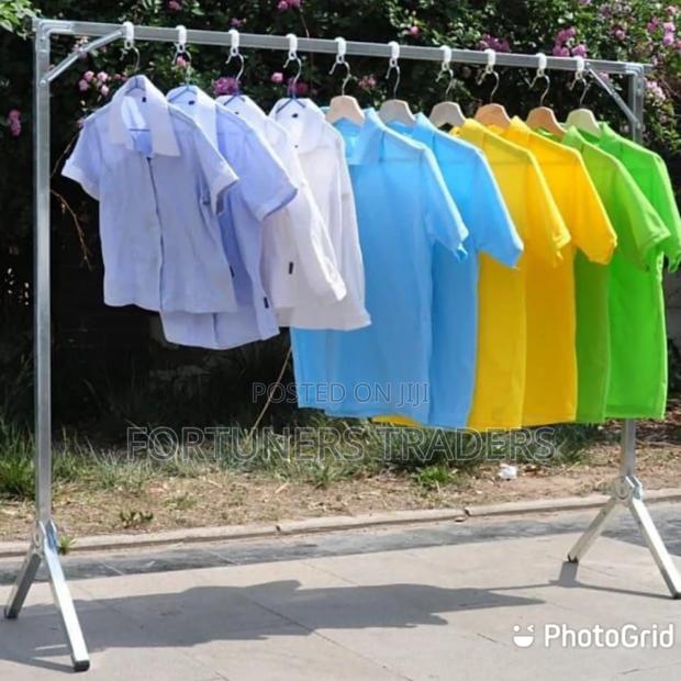 Single Outdoor Cloth Rail