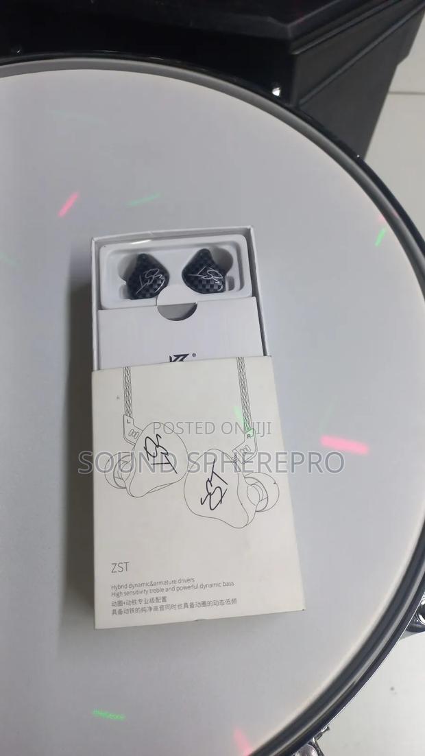 Zst In Ear Monitors - main view