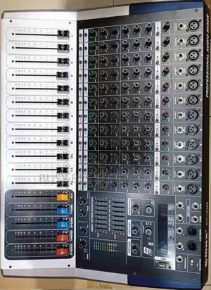 12 Channel Omax Pro Mixer