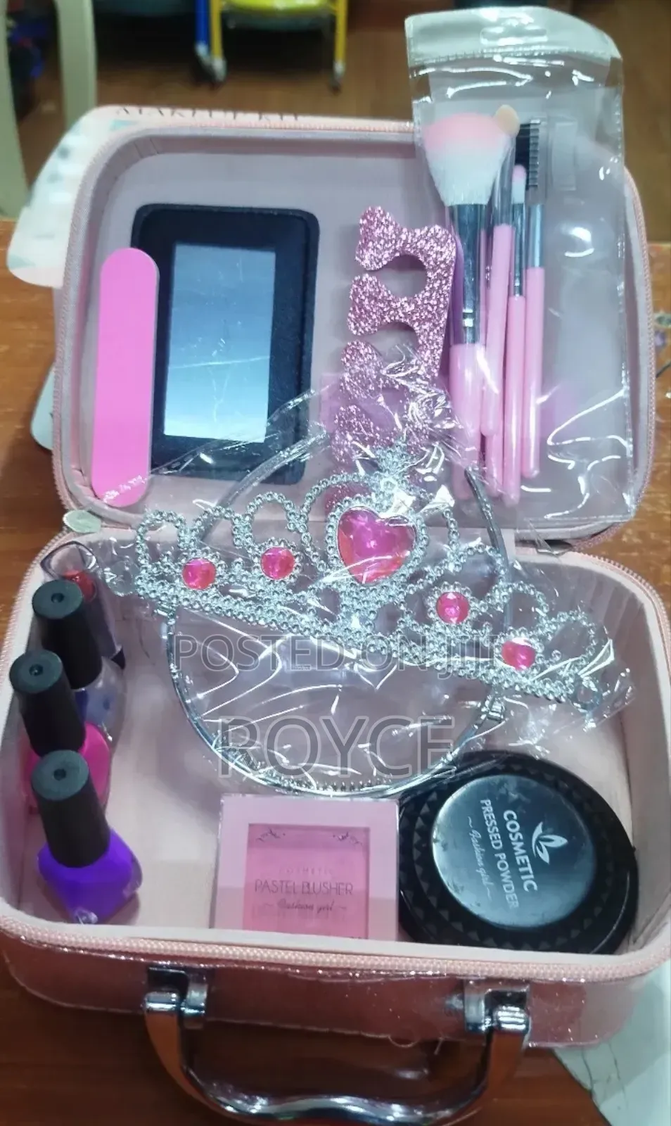 Make Up Kit