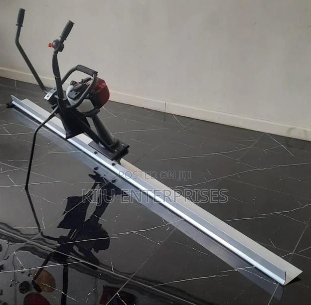 Screeding Machine - thumbnail 2