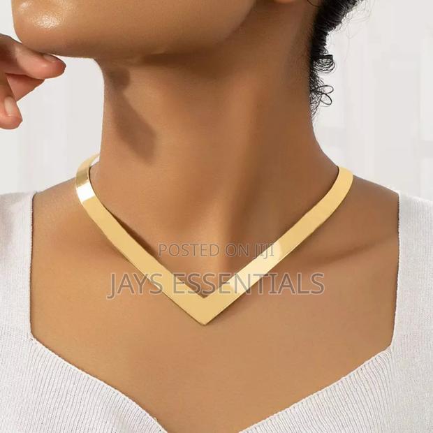 Chocker Neckpieces/Necklaces - thumbnail 2