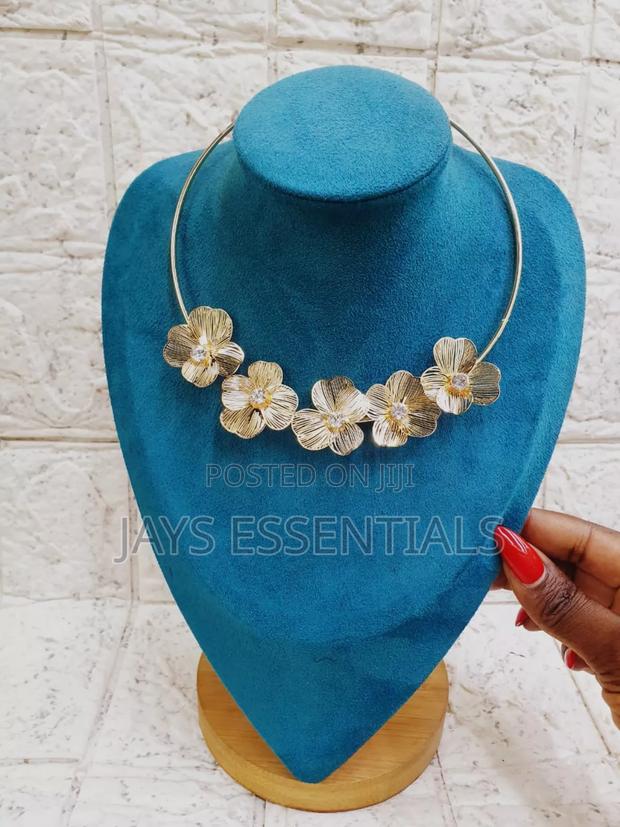 Chocker Neckpieces/Necklaces - thumbnail 14