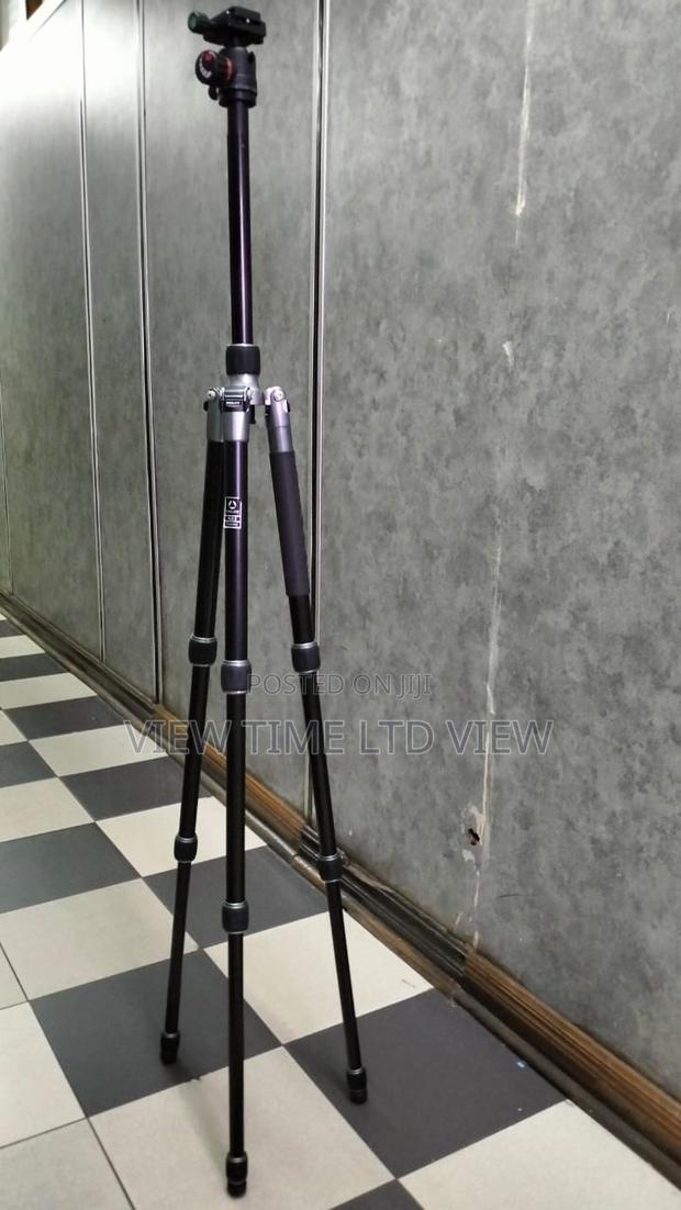 Kingjoy A62 Tripod With T11 Ball Head-5 Section 63in 1.8kg