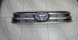 Grill Toyota Hilux Revo 2015- Onwards