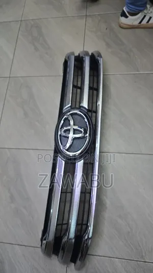 Grill Toyota Hilux Revo 2015- Onwards