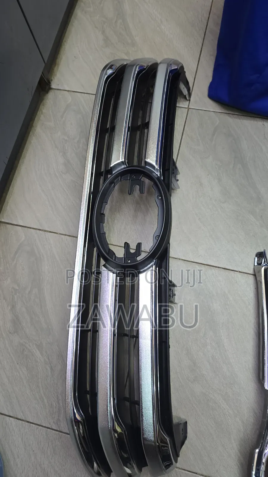 Grill Toyota Hilux Revo 2015- Onwards
