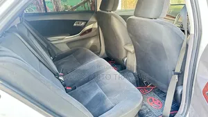Toyota Premio 1.8 FWD 2016 Silver