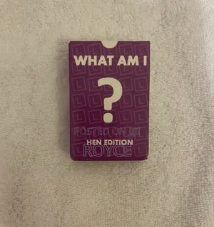 What Am I ? - Card Game