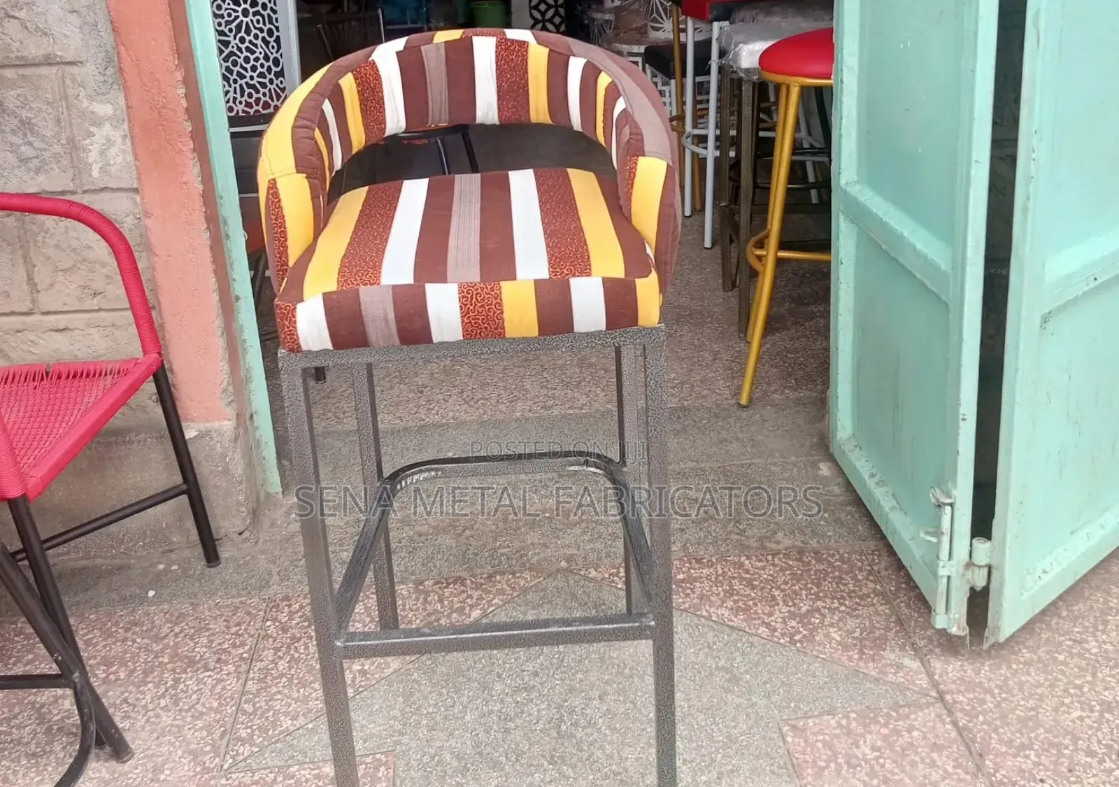 Fresh Design Counter/High Stools With Fabric Finishing.