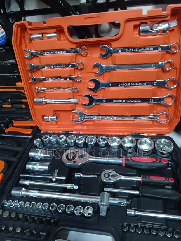 82pieces Toolbox - main view