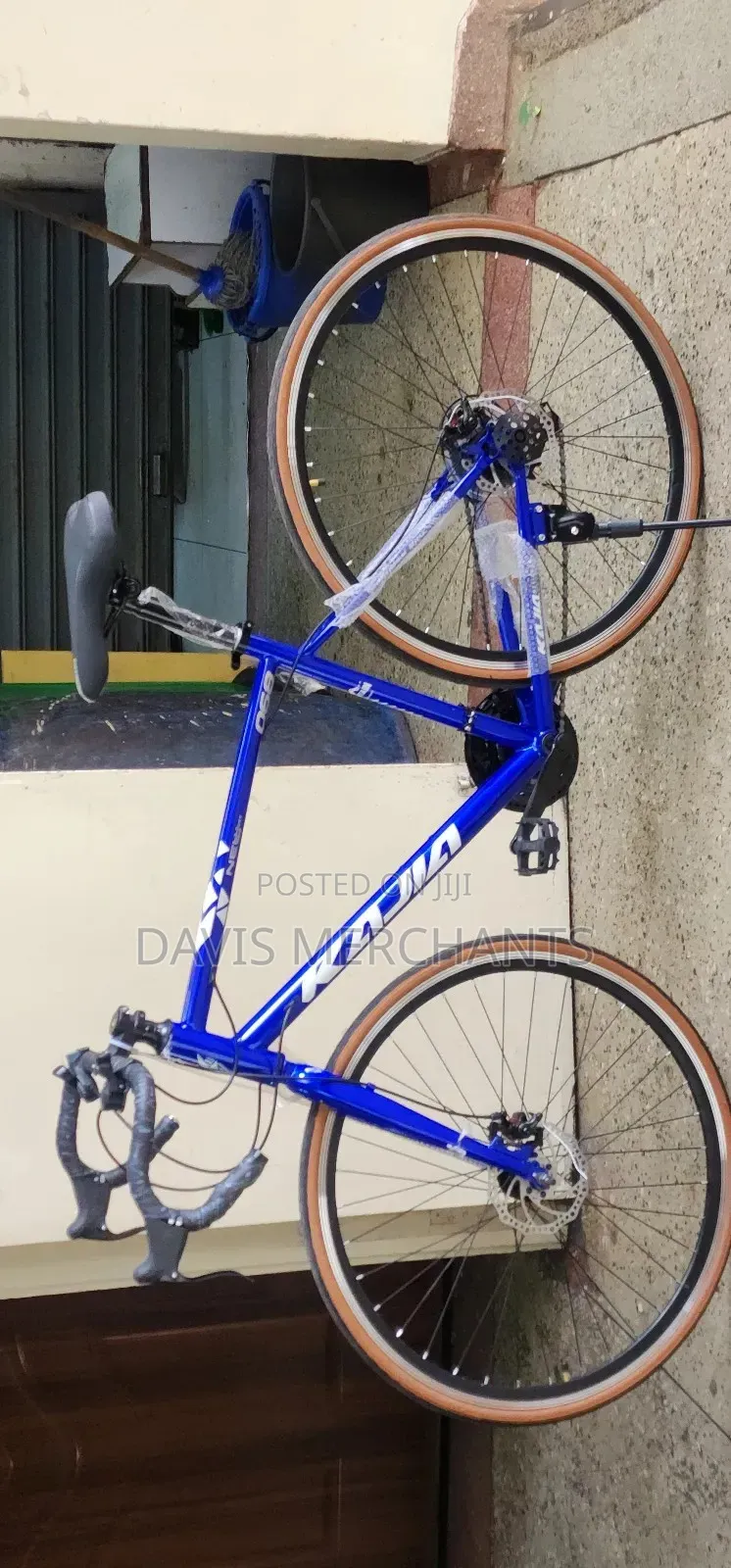 Sports Bike Size 28 With Shimano 21 Gear