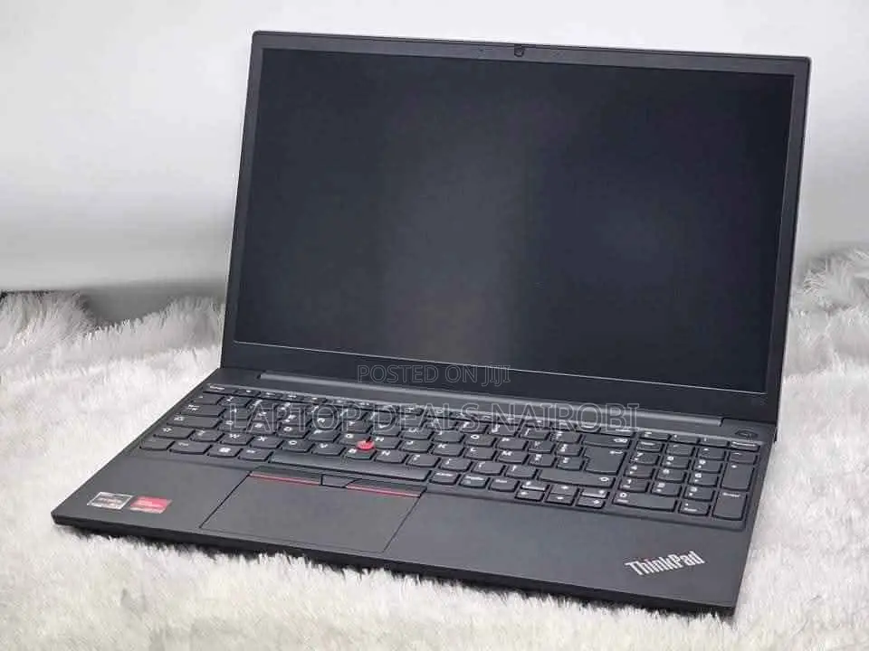 Laptop Lenovo Thinkpad E15 16GB AMD Ryzen 5 SSD 256GB