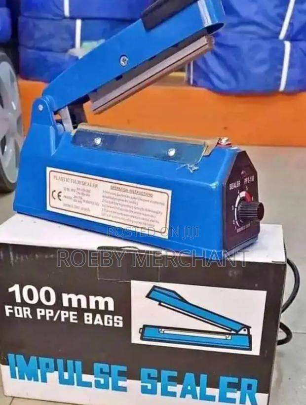 Pp/Pe Bags Sealing Machine - main view
