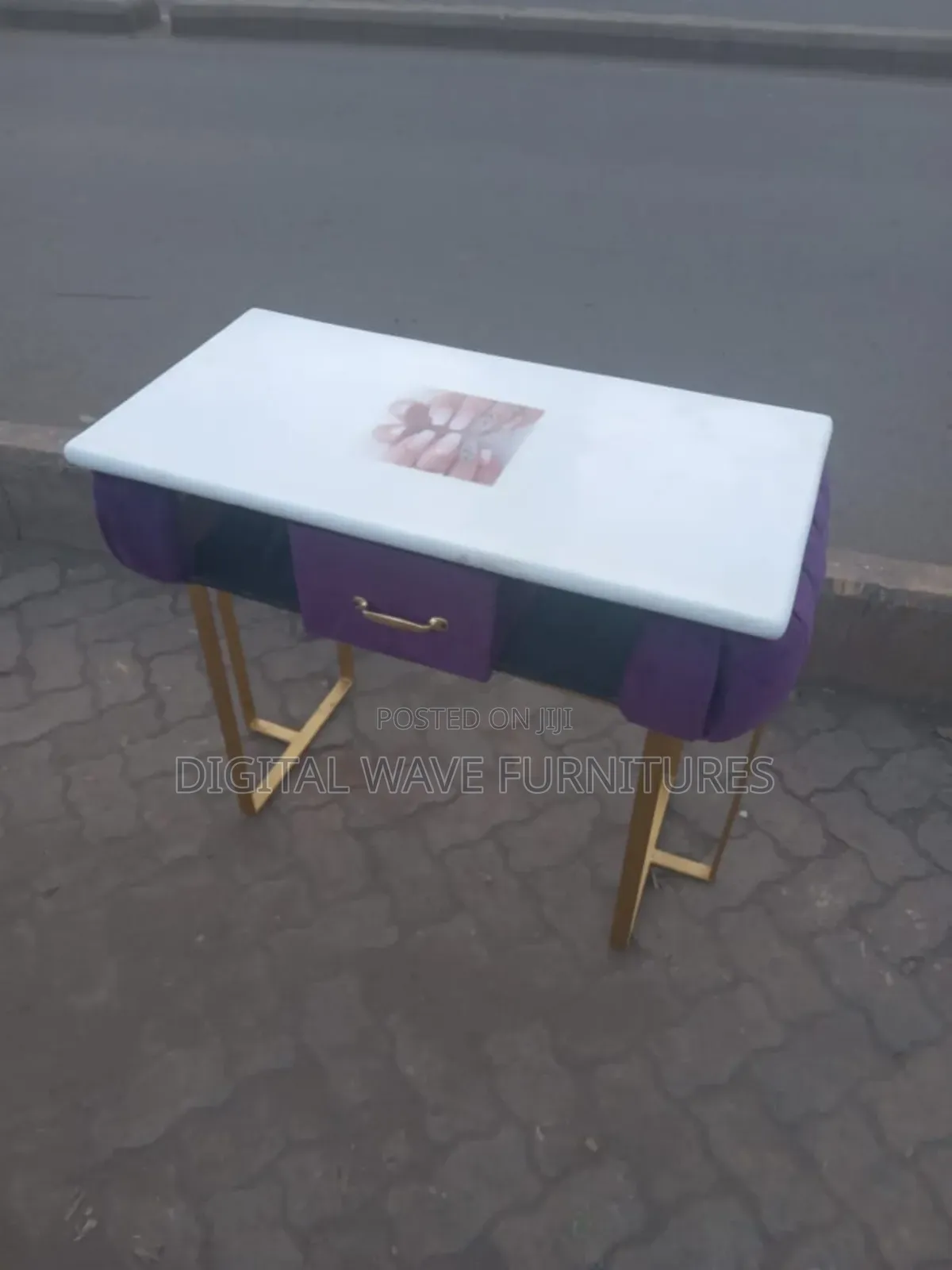 Working Table