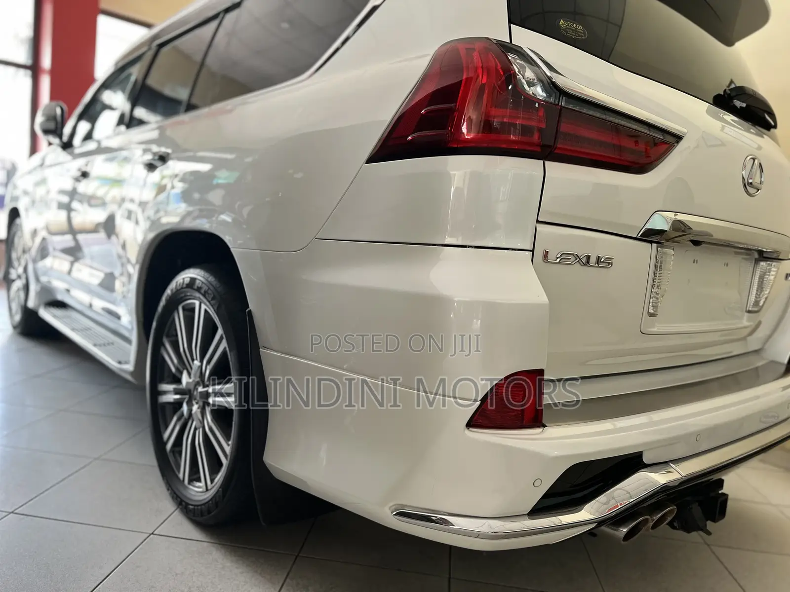 Lexus LX 2017 White