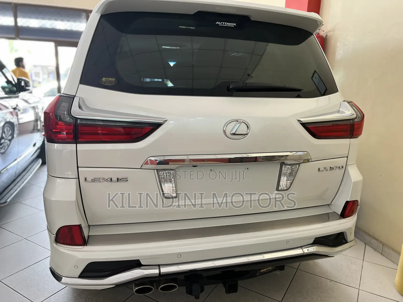Lexus LX 2017 White