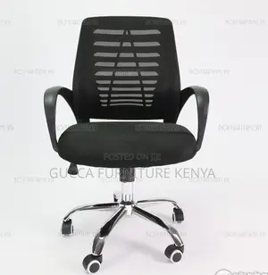 Office Chairs: Office Thick Mesh Back Swivel Chair