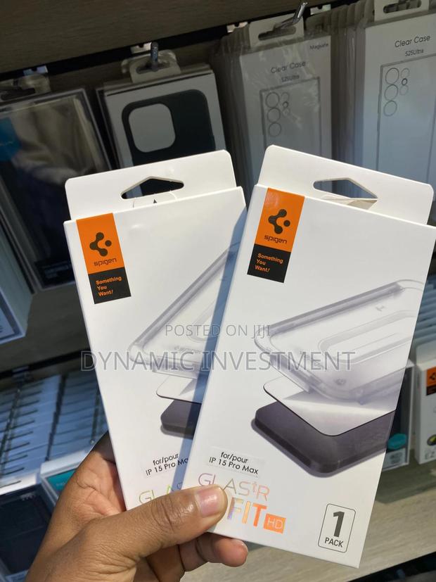 iPhone 15 Pro Max Spigen Auto Fix Glass Screen Protector - thumbnail 2