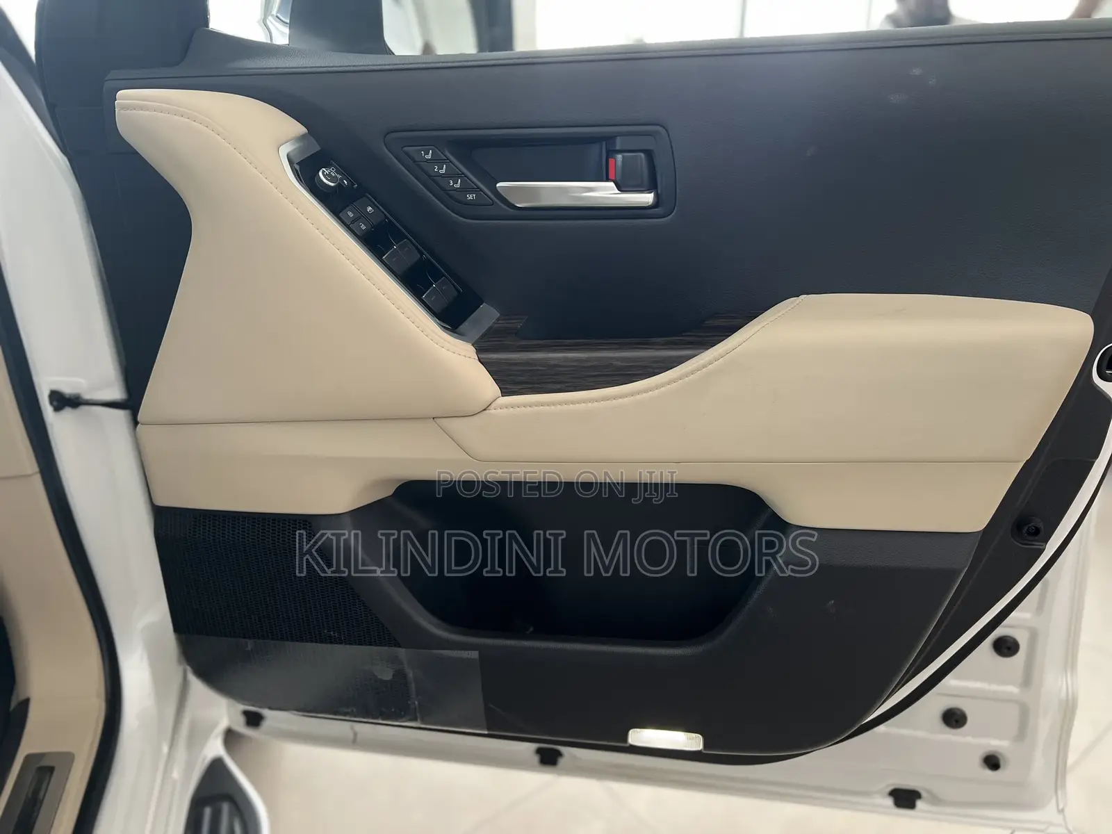 Toyota Land Cruiser Prado 2020 White