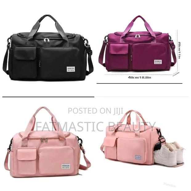 Pocketed Duffle Bag - thumbnail 3