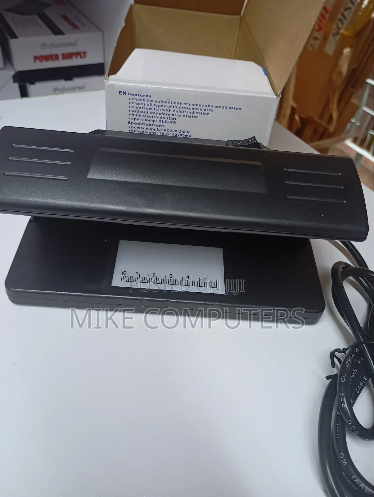 Model 318 Fake Money Detector Black