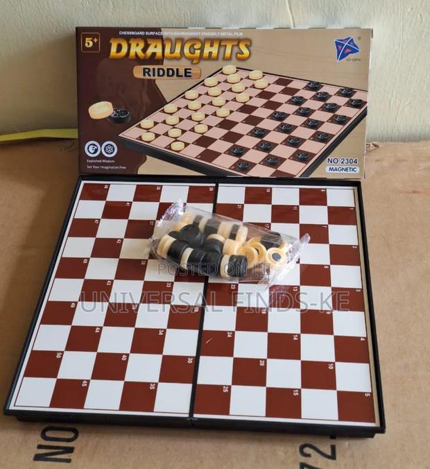 Magnetic Draught Board Game Checkers - main view