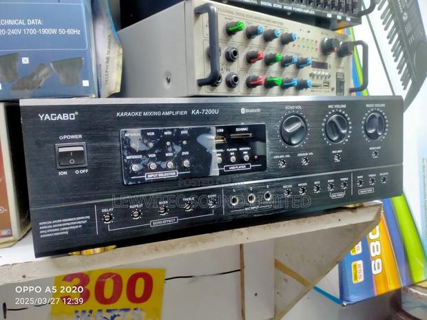 Karaoke Mixing Amplifier - main view
