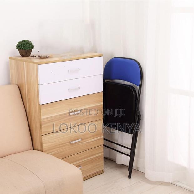 Office Chair: Foldable Black Metallic Chair - thumbnail 3