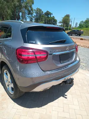 Mercedes-Benz GLA-Class 2017 Gray