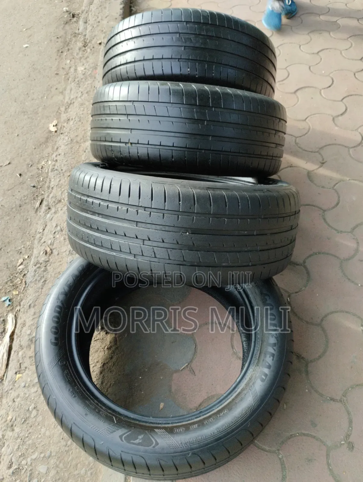 225/50r17 Goodyear
