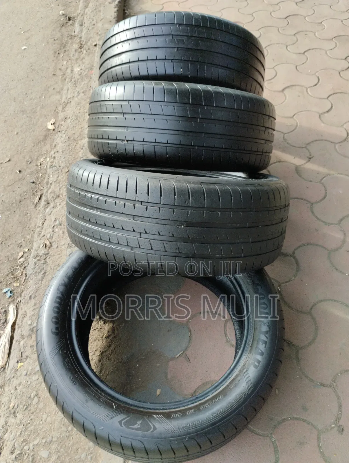 225/50r17 Goodyear
