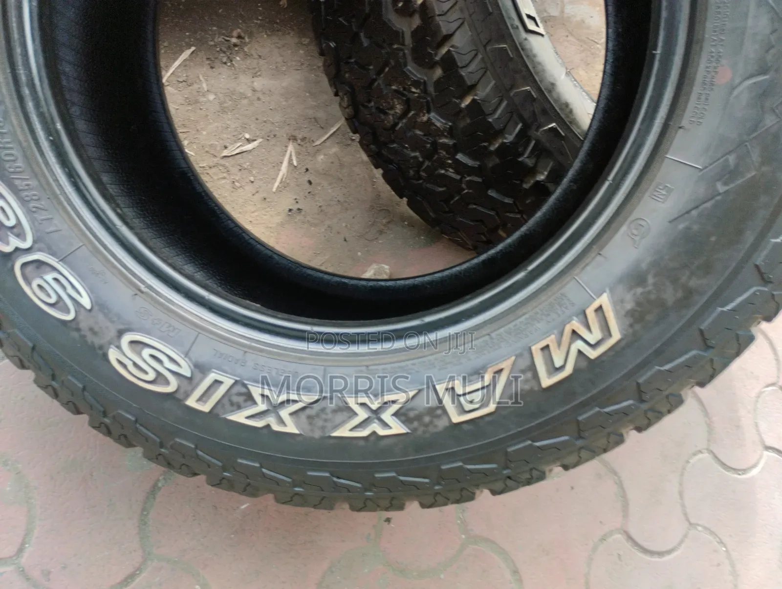 285/60r18 Maxxis