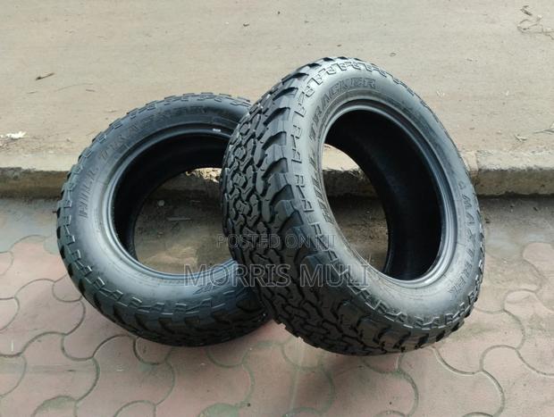 285/60r18 Maxtrek - thumbnail 3