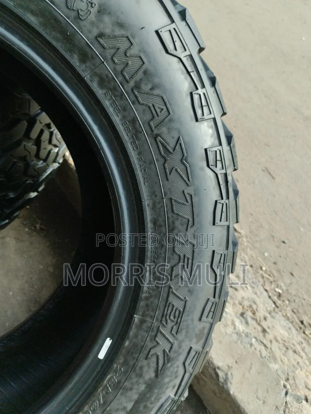 285/60r18 Maxtrek