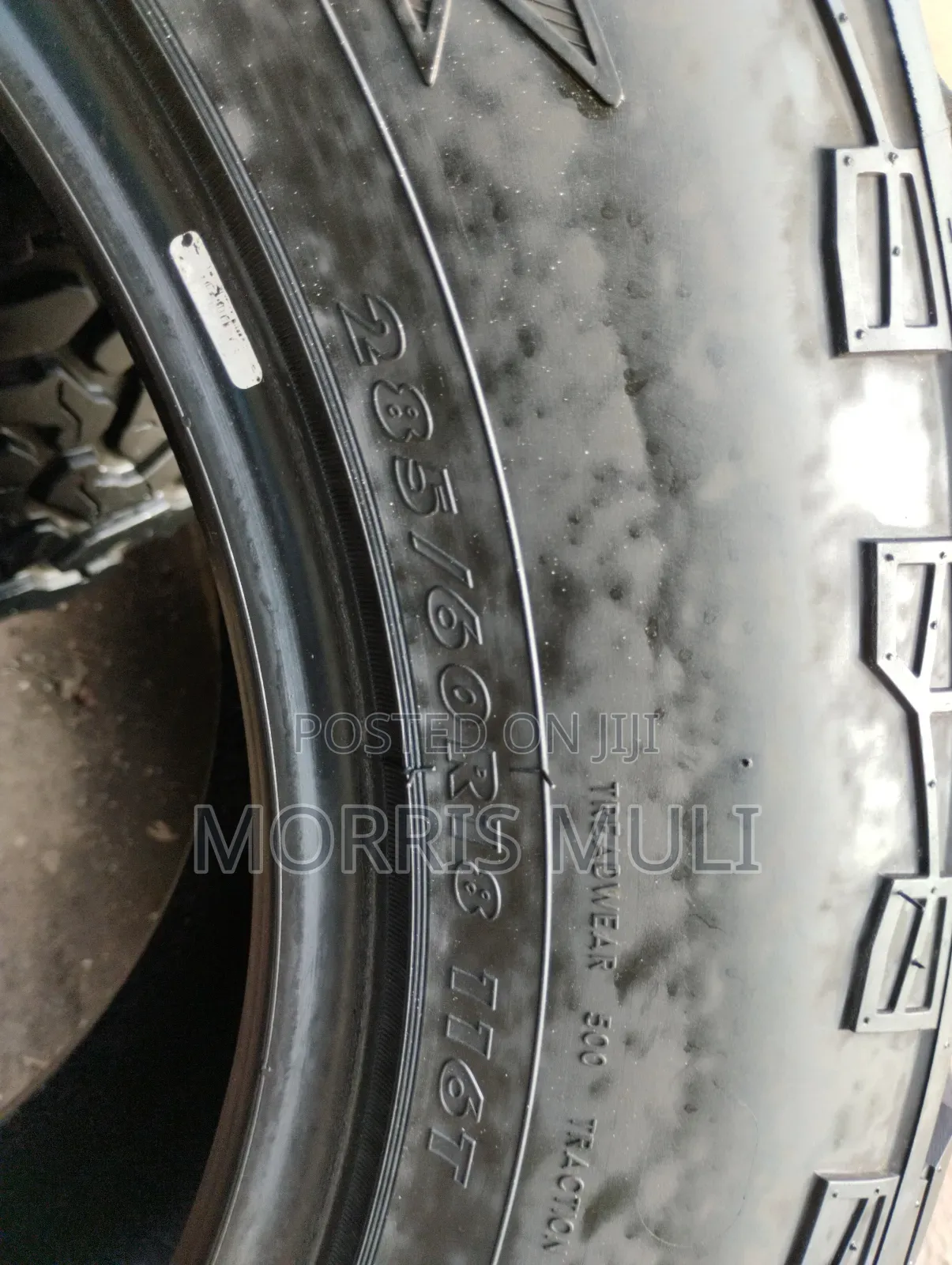 285/60r18 Maxtrek