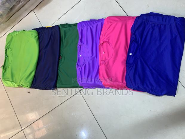 Plain Tshirts - thumbnail 2
