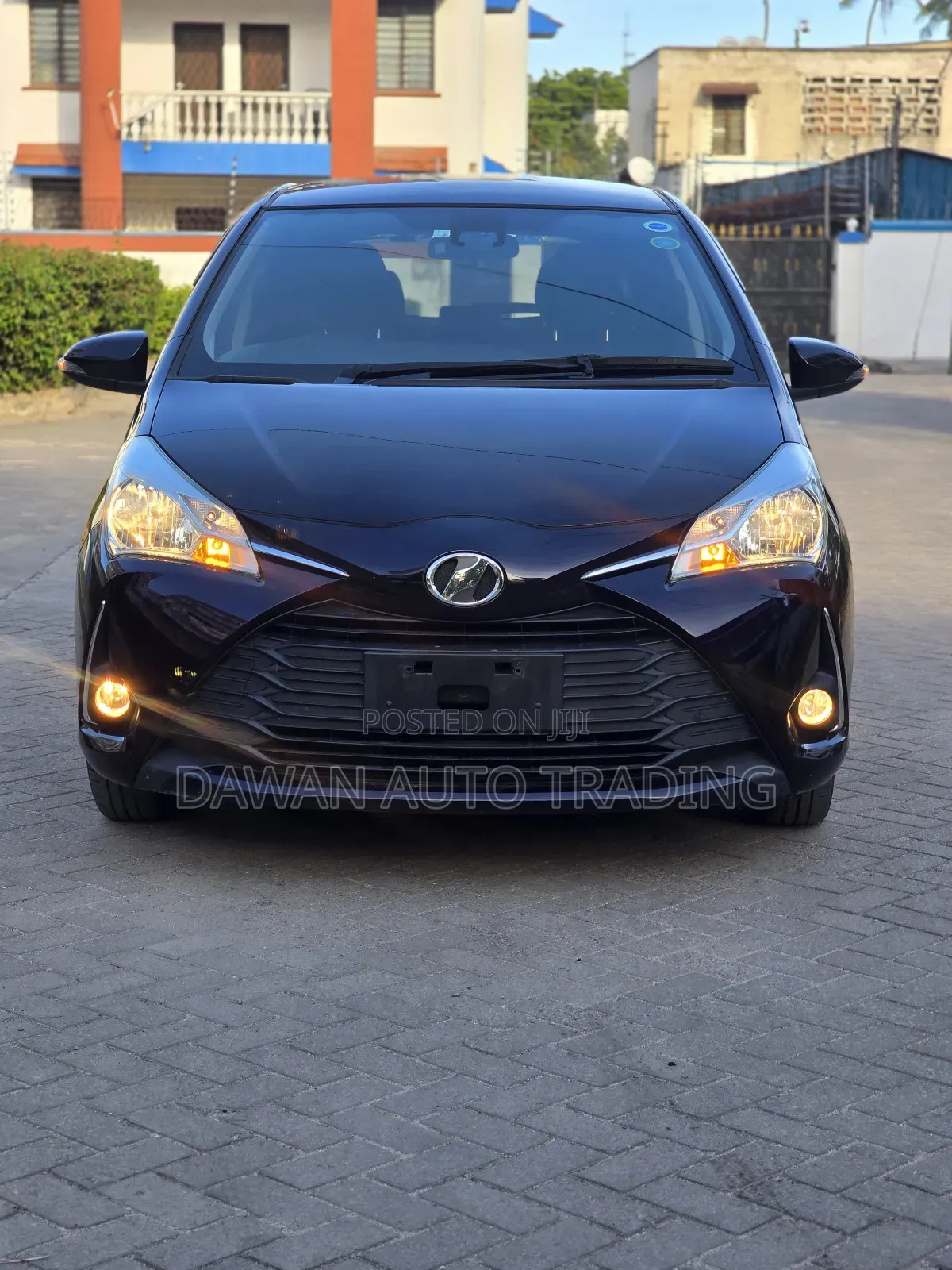 Toyota Vitz 2018 Purple