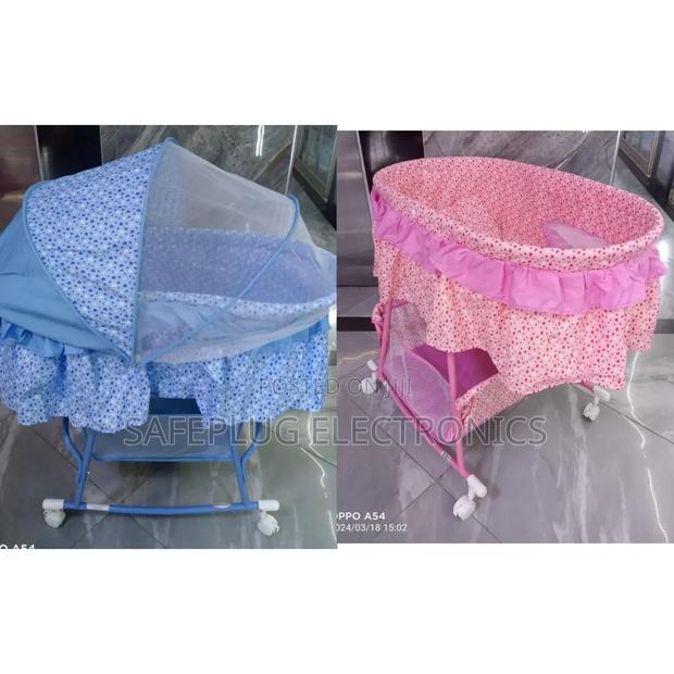 Pink - Baby Co-Sleeper Bed/ Crib/ Cot/ Next to Me Bed