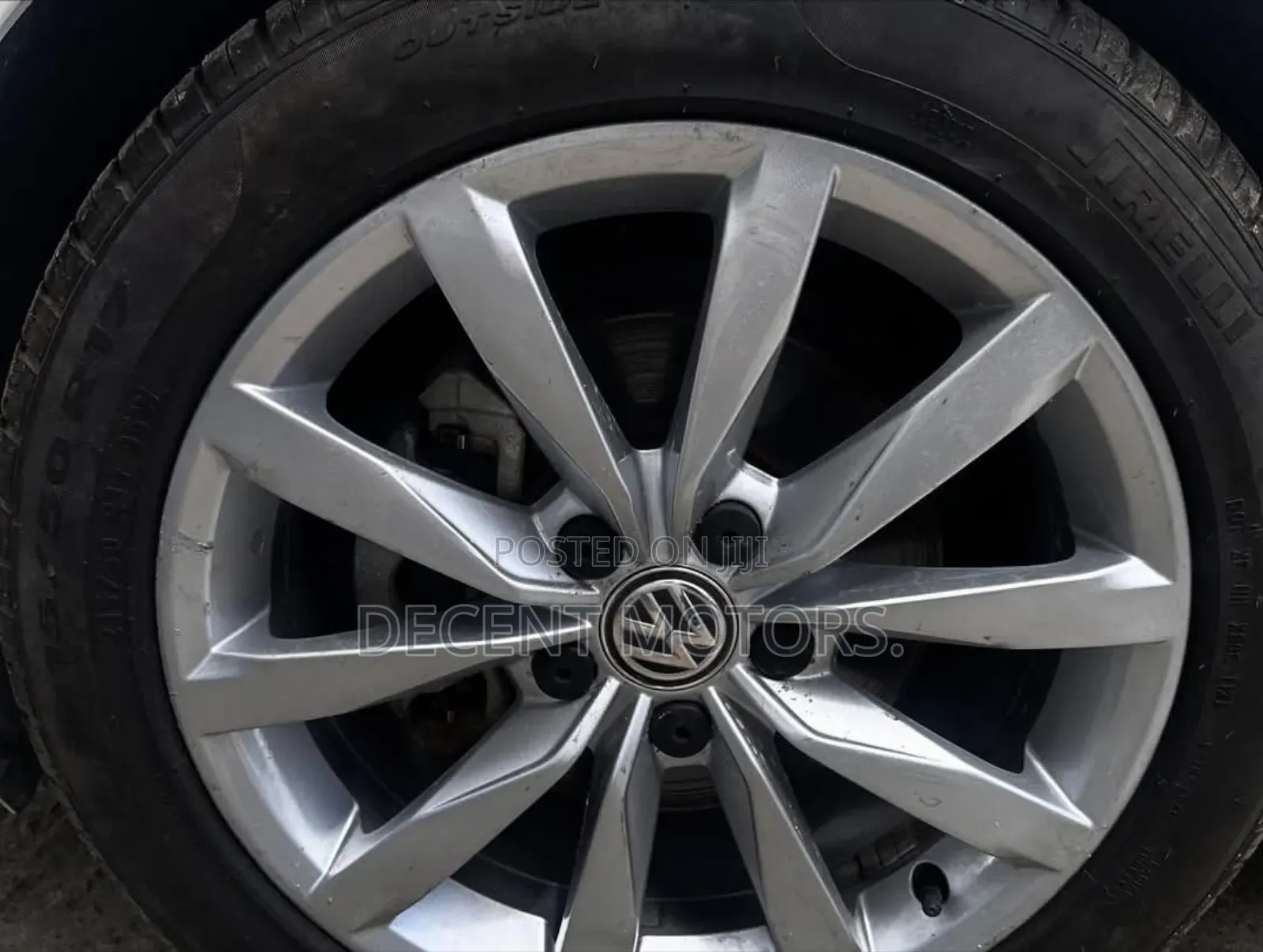 Volkswagen Golf TSI SE FWD 2018 White