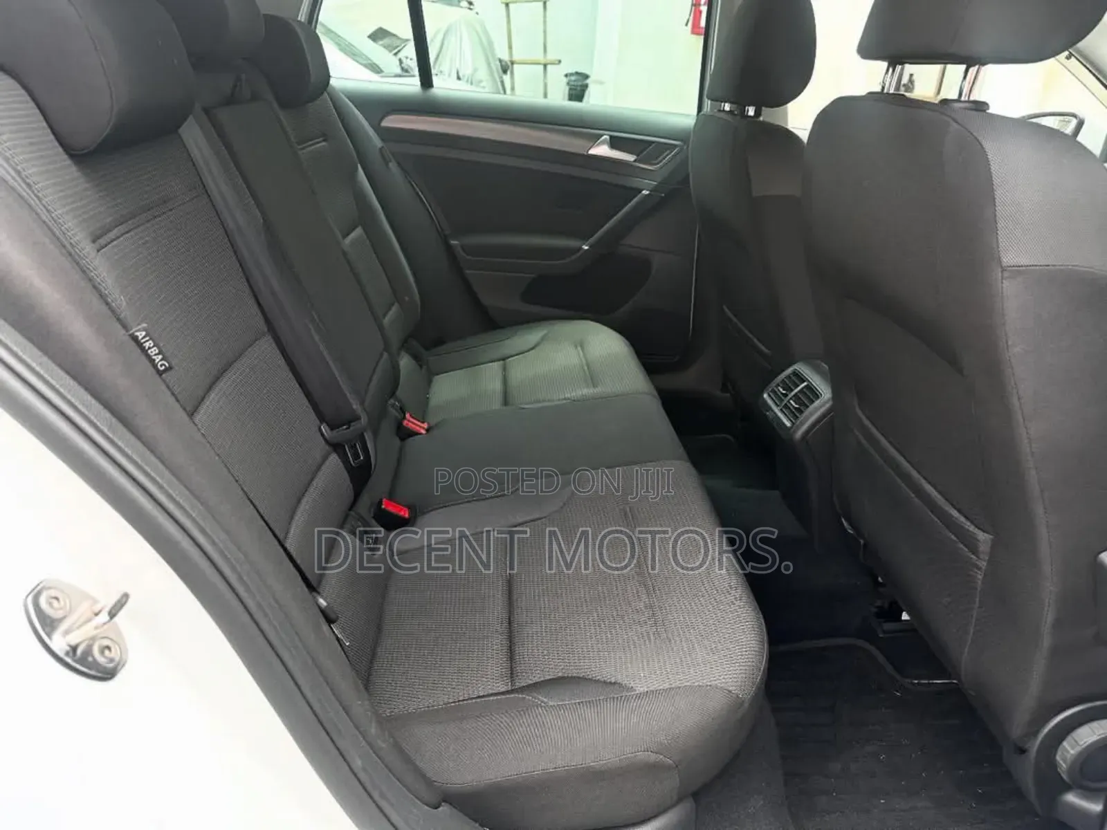 Volkswagen Golf TSI SE FWD 2018 White