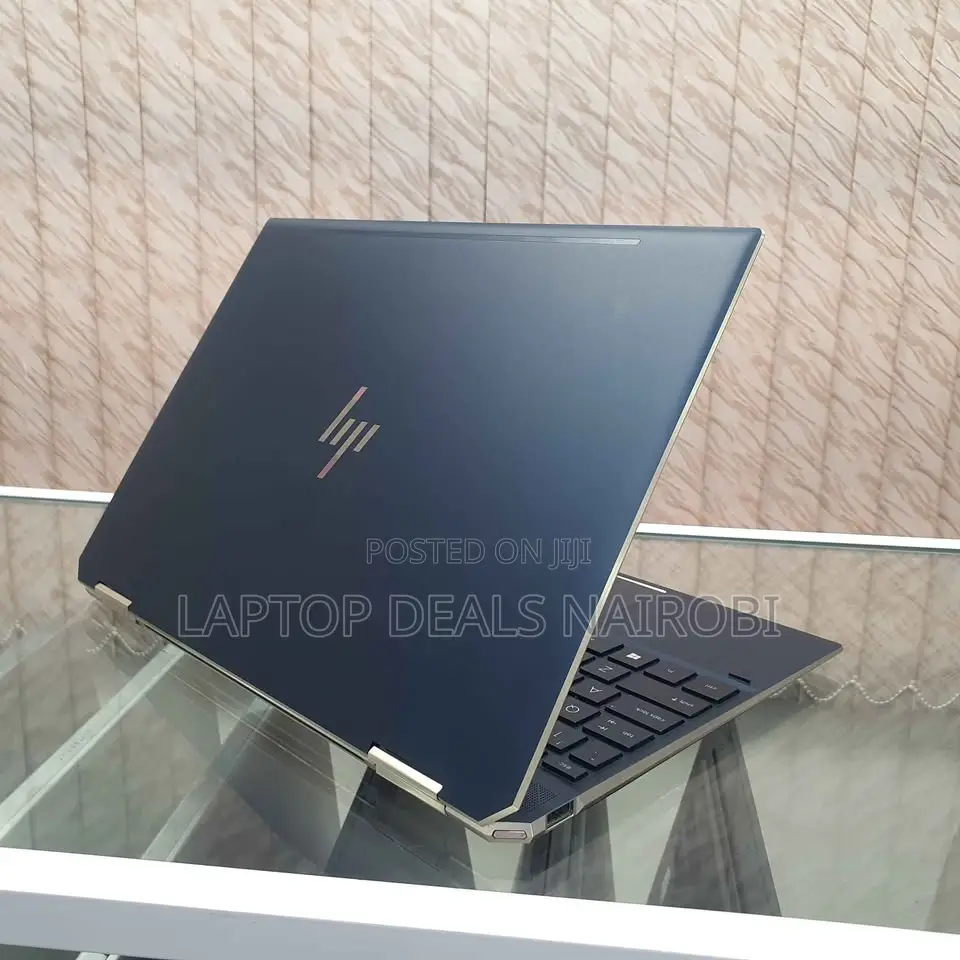 New Laptop HP Spectra 13 16GB Intel Core I7 SSD 512GB