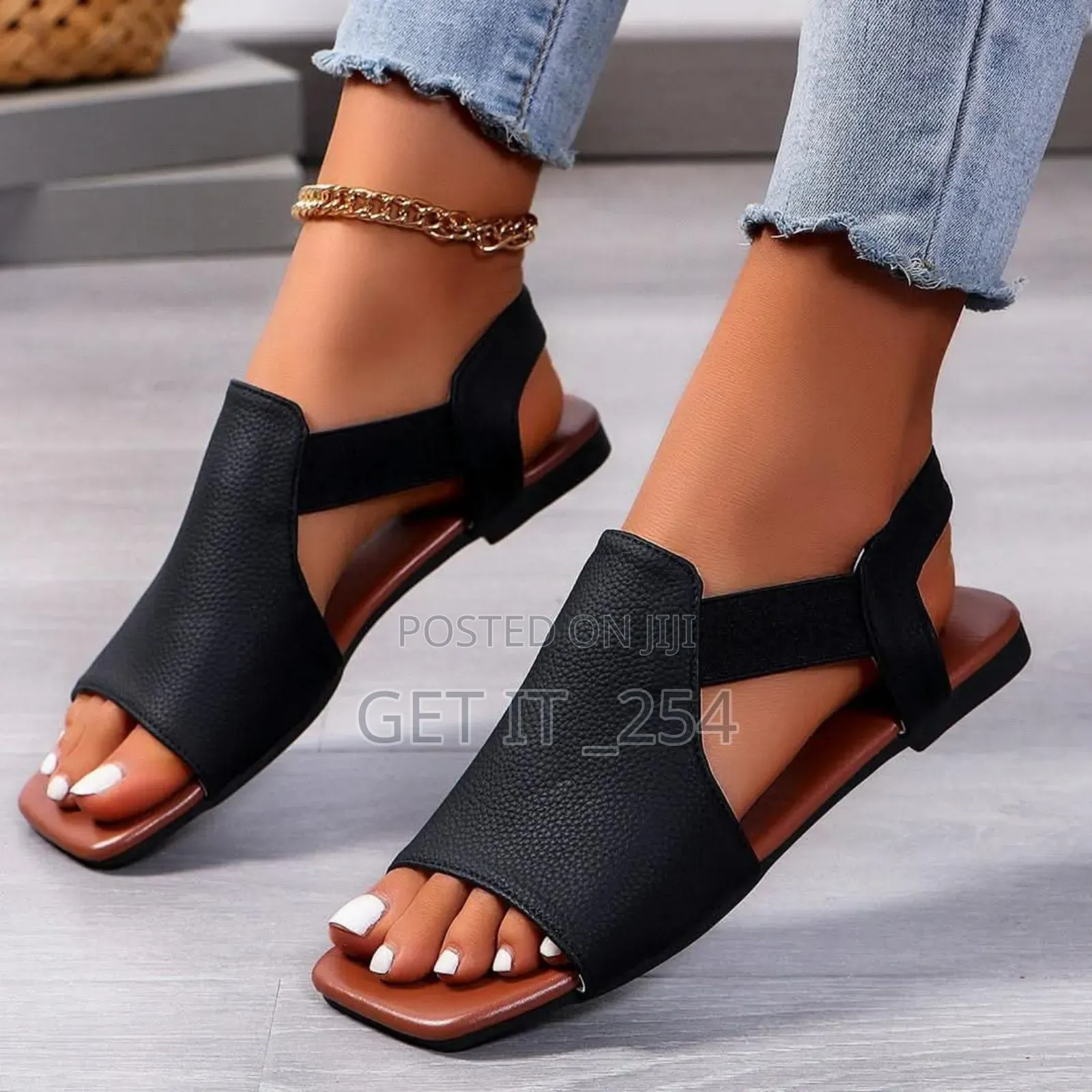 Ladies Double Strapped Leather Sandalsizes 37,38,39,40