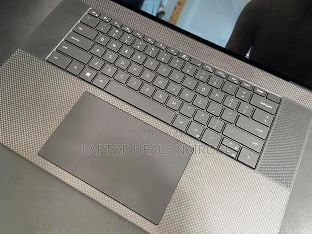 Laptop Dell XPS 15 32GB Intel Core I7 SSD 512GB - thumbnail 4