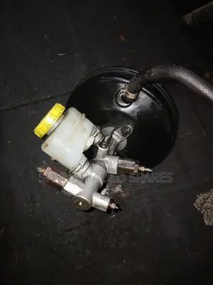 Nissan Sunny Brake Booster and Brake Master Cylinder