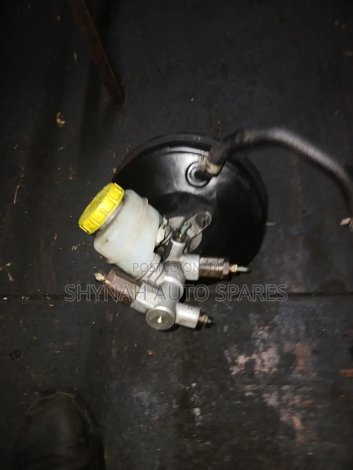 Nissan Sunny Brake Booster and Brake Master Cylinder