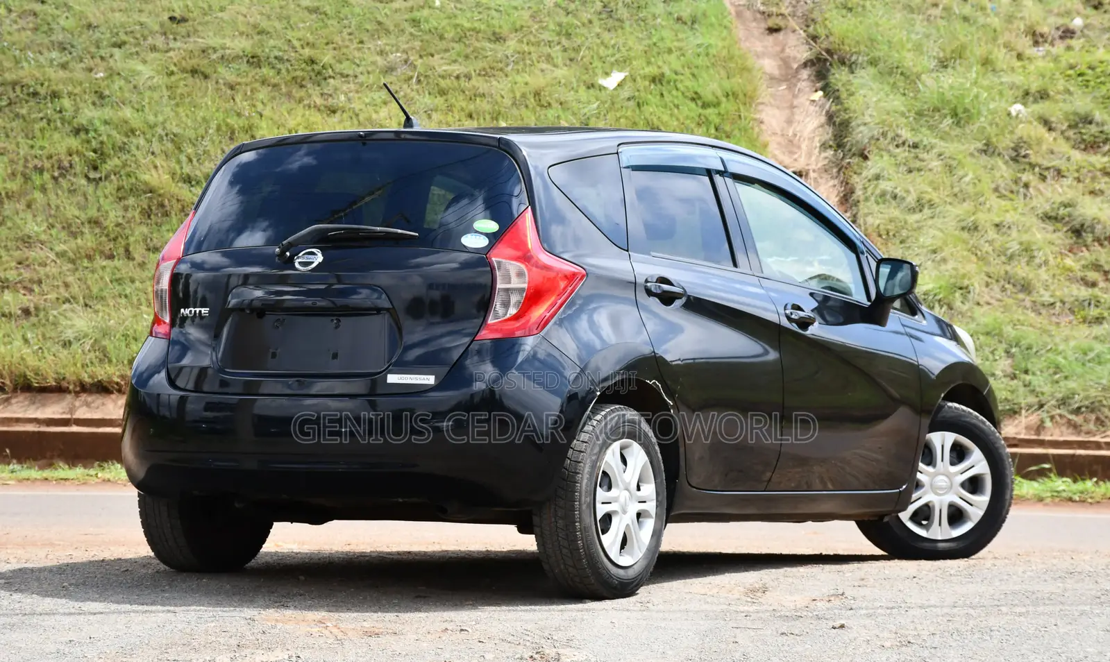 Nissan Note 2016 Black