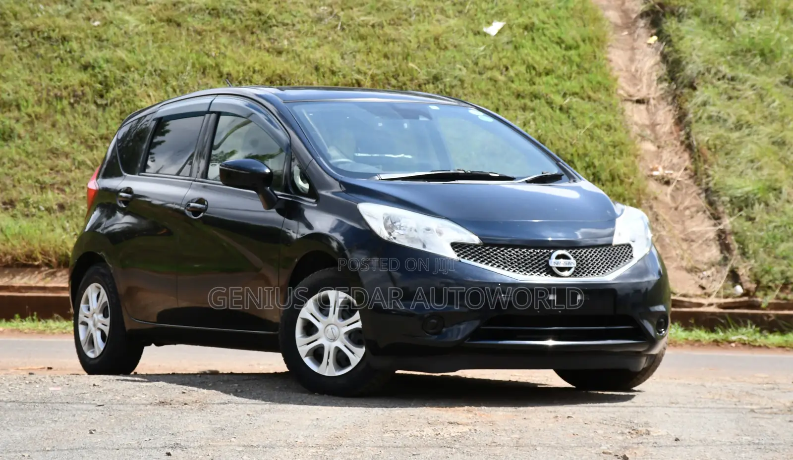 Nissan Note 2016 Black