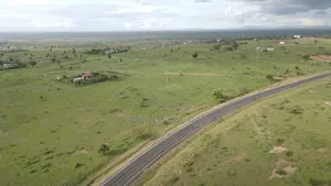 Prome 5 Acres Eiti Touching Tarmac