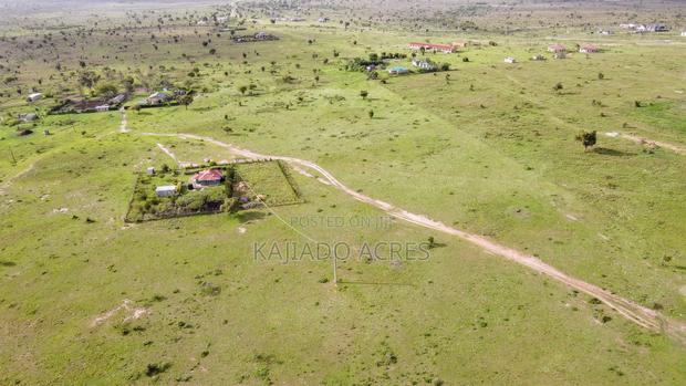 Prome 5 Acres Eiti Touching Tarmac - thumbnail 13